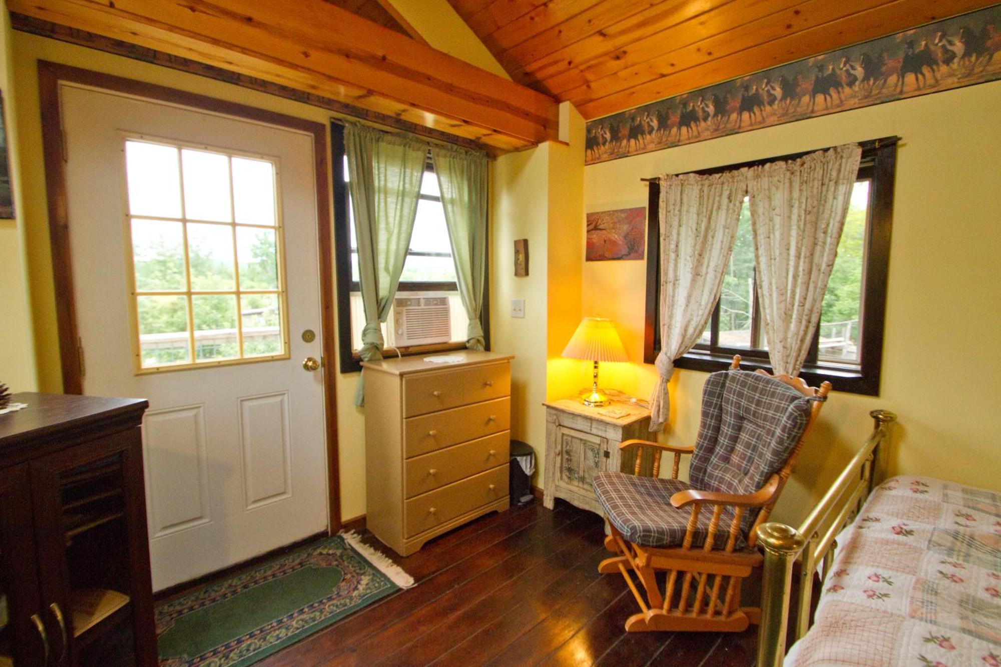 White Horse Stable Homestay
